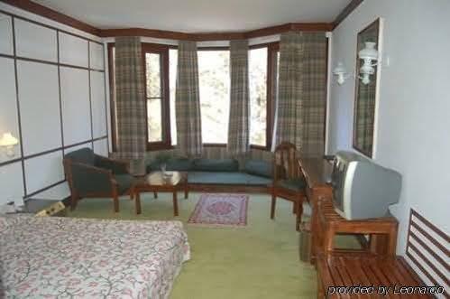 Senator Pine N Peak Hotel Pahalgam Exterior photo