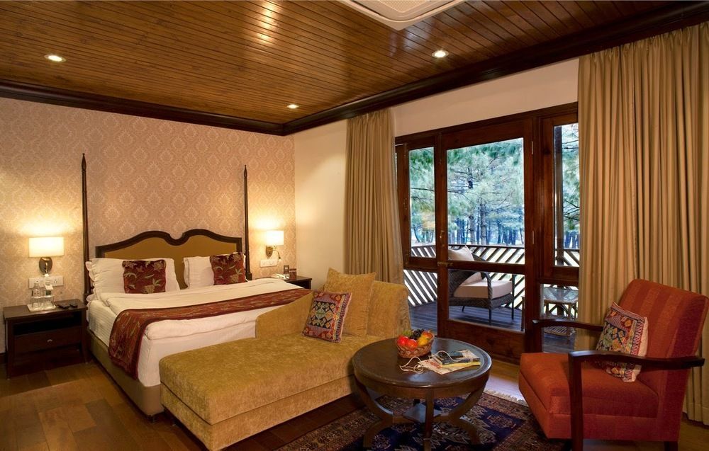 Senator Pine N Peak Hotel Pahalgam Exterior photo
